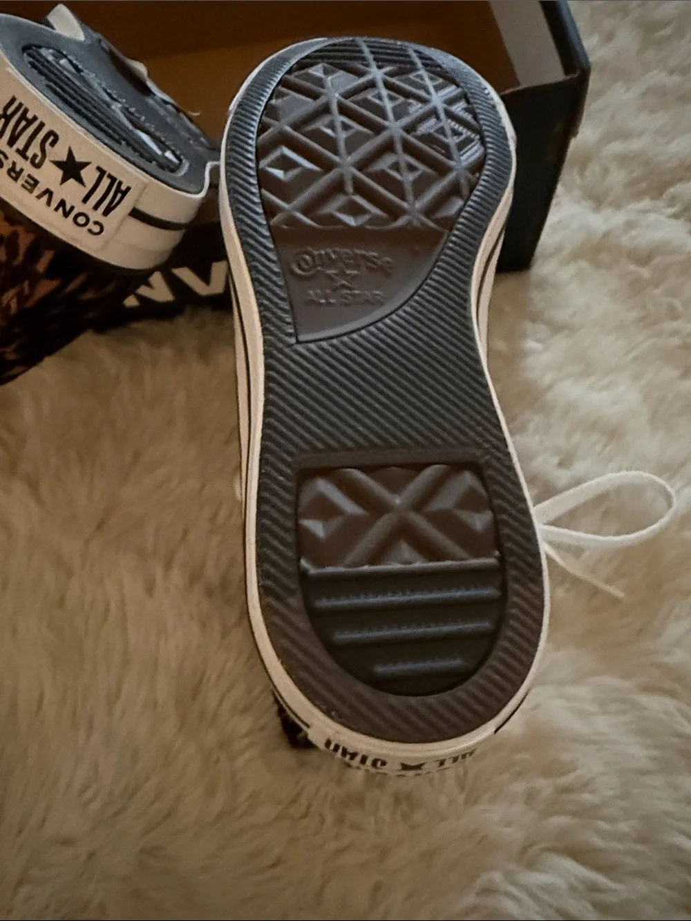 Converse HighTop Sneakers in Leopard Print Soft Velvet Texture - Unisex - NWT - Picture 9 of 11